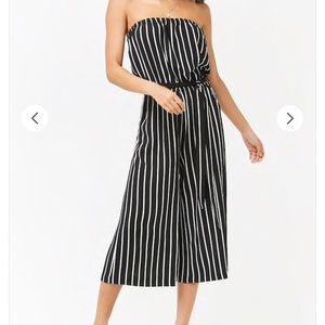 STRIPED WIDE LEG CAPRI JUMPSUIT NWOT